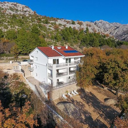 Apartmani Villa Paulo Starigrad Paklenica Ngoại thất bức ảnh