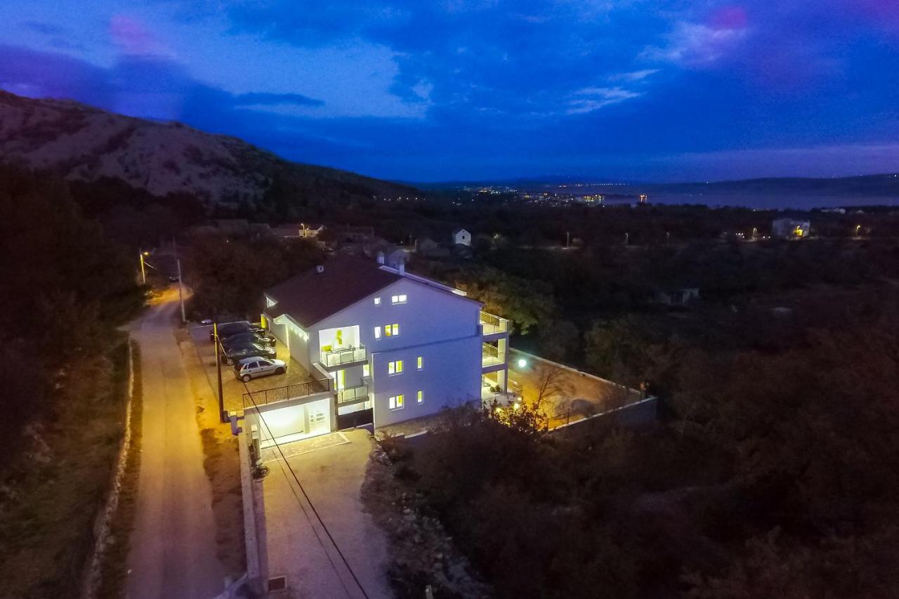 Apartmani Villa Paulo Starigrad Paklenica Ngoại thất bức ảnh
