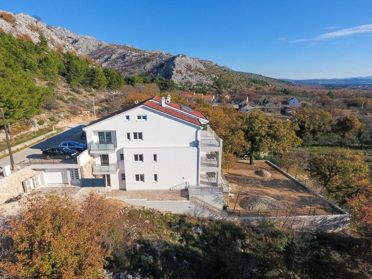 Apartmani Villa Paulo Starigrad Paklenica Ngoại thất bức ảnh